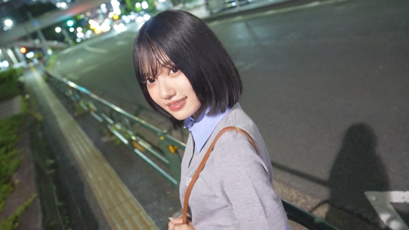 開花する性の才能！正常位での人生初中イキに、手マンでのビチャビチャ潮吹き！童顔美少女の見せたねっとりキスと、喉奥まで咥えてくれる天性のエロさは、チ●ポの先に脳が付いている我々の心臓を打ち抜くこと請け合い！！笑 【初撮り】ネットでAV応募→AV体験撮影 2501（シロウトTV-SIRO-5613）の女優名は？