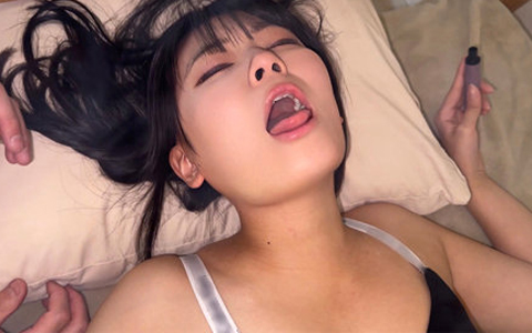 あべべぇ～さん（素人ムクムク-クスリ–SMJK-098）の女優名は？